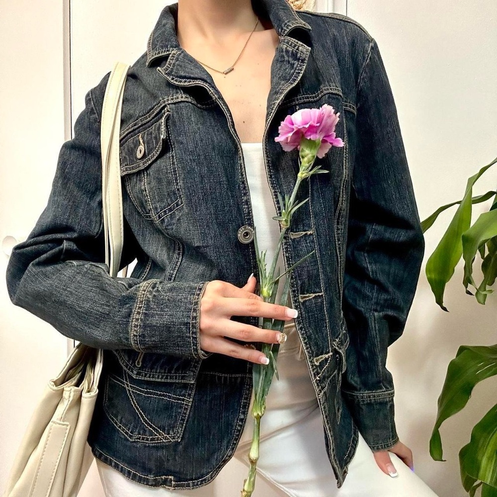 Vintage Point Zero Nicole Classic Faded Blue Denim Jacket 💙